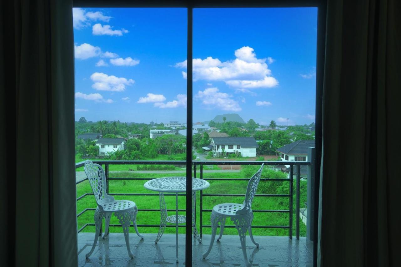 פאתאלונג Siva Royal Hotel מראה חיצוני תמונה