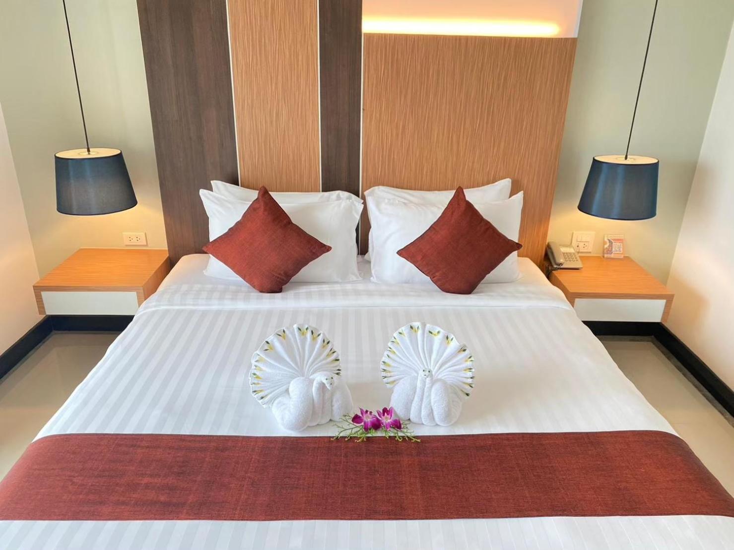 פאתאלונג Siva Royal Hotel מראה חיצוני תמונה