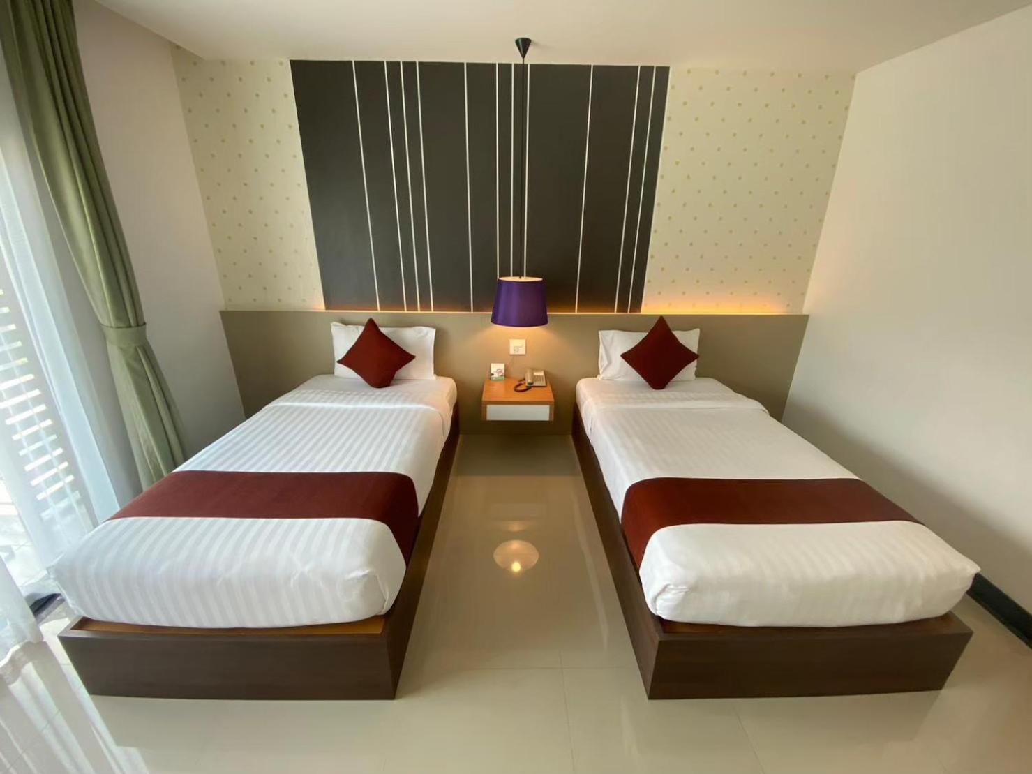 פאתאלונג Siva Royal Hotel מראה חיצוני תמונה