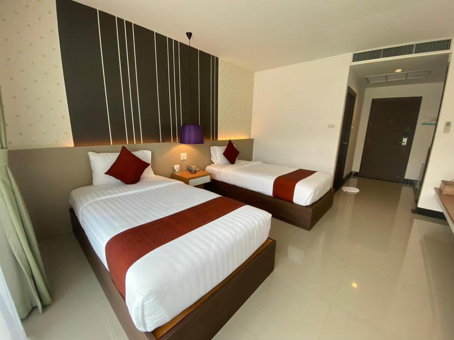 פאתאלונג Siva Royal Hotel מראה חיצוני תמונה