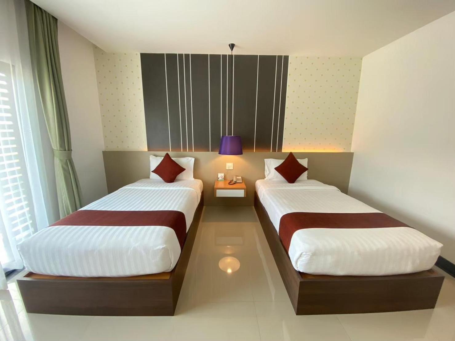 פאתאלונג Siva Royal Hotel מראה חיצוני תמונה