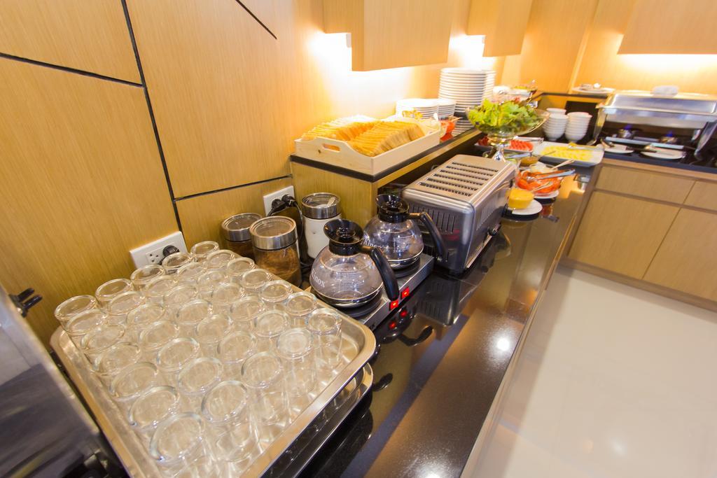 פאתאלונג Siva Royal Hotel מראה חיצוני תמונה